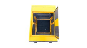 Дизель-генераторная установка (ДГУ) AGG Power CU220D5 160 кВт Cummins в кожухе